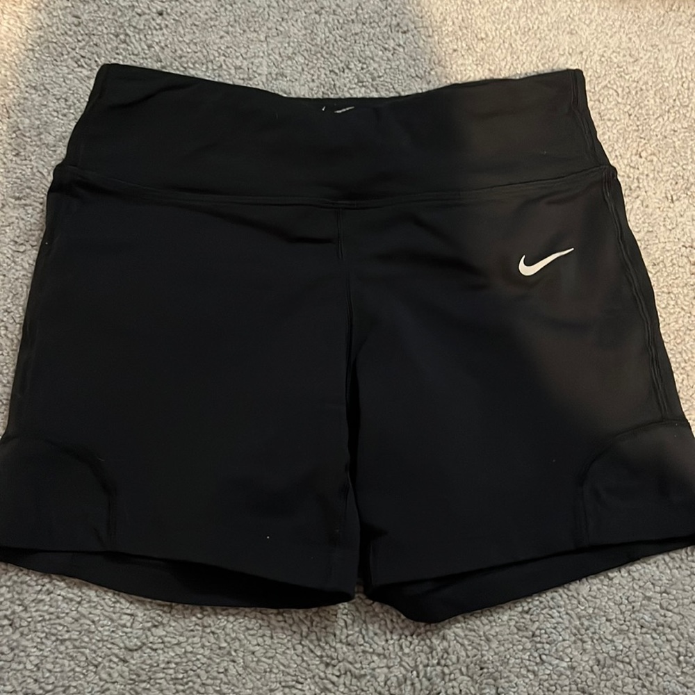 nike pros women’s small